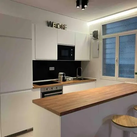 By Sleep In Appartement